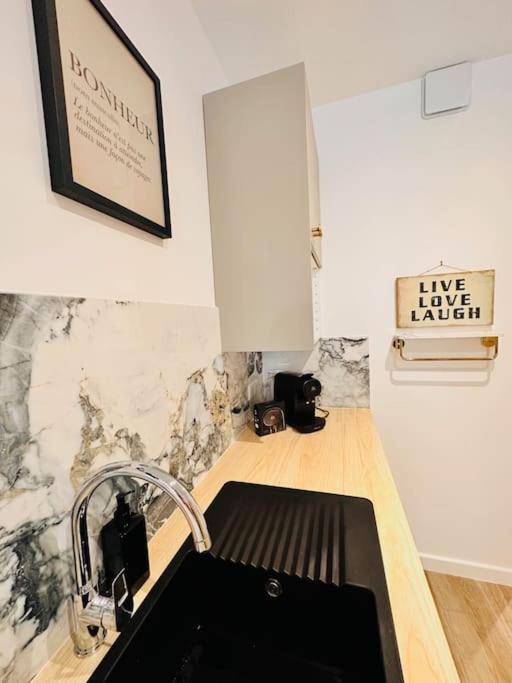 Les Appartements De Nana 2 - T2 Hypercentre, Rue Meynadier, Palais & Plage, Clim, Wifi 칸느 외부 사진